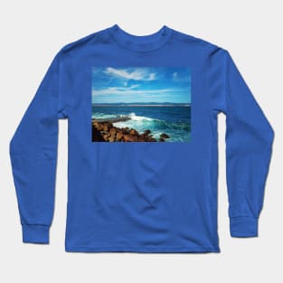 wavy blue sea Long Sleeve T-Shirt